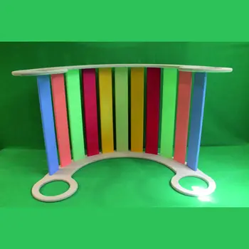Otrok slide-zibanje, stol, rdeče barve, za vse starosti. Zibanje Stol za otroke, zibanje, stol Mavrica, slide-most iz lesa