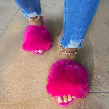 2021 Ženske Sandale Ravno Čevlji Poletje Plaža Copate Candy Barve Plišastih Zajec Krzno Na Prostem Copate Ročno Izdelovanje Okrasnih Čevlji