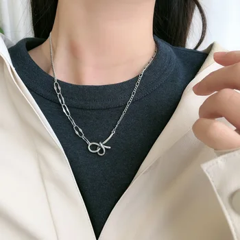 Južna Koreja je Dong vrata retro lok ogrlica ženski 925 čistega srebra neto rdeče asimetrične verige pulover verige.