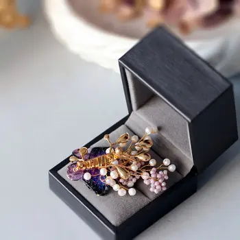 SINZRY nove ustvarjalne nakit glaze metulj naravni biser ročno elegantne ženske broške pin