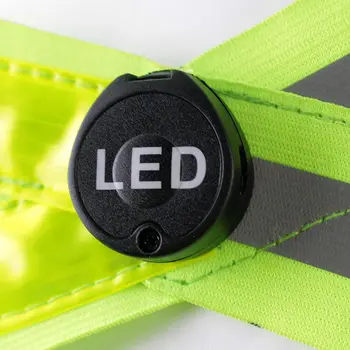 Nastavljiv USB Polnilna LED Reflektivni Pasu Telovnik za Tek, Kolesarjenje svetilnostjo Ponoči Zaščititi Vašo Varnost zaščita zeleno