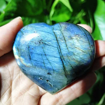 Naravni labradorite kamna za kristalno srce; srčno kamni plaything zdravilnimi kristali in dekoracijo doma