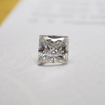 4*4 mm Princesa Cut VVS Moissanite Moissanite Kamen Svoboden Moissanite Diamond 0.37 karat za Obroča, zaradi česar