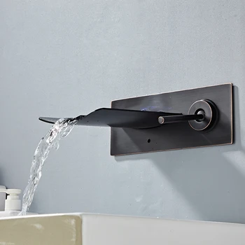 Led olje črne stene tapnite kopalnica črni slap wall led pipo tri sprememba barve led luči, stenske pipe