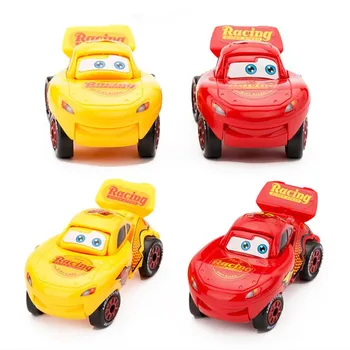 2018 Disney Pixar Cars 2 3 Strele McQueen Novih eksotičnih otrok dirkalnika fant Božično darilo modela avtomobila deformirana jajce igrača darilo