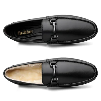 Moda za moške usnjene čevlje prave zdrsne na loafers luksuzni chaussure homme 2019 mens udobno priložnostne vožnje človek mocassin cuir